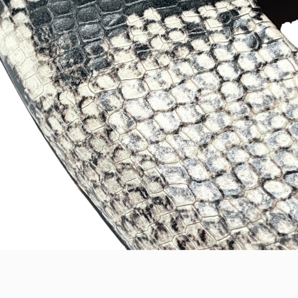 Natural Snake Embossed Slingback Kitten Heel Pointed Toe Suede Details Size 10 - Picture 8 of 13